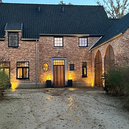 Het Herenhuis Ubytování v soukromí Genk
